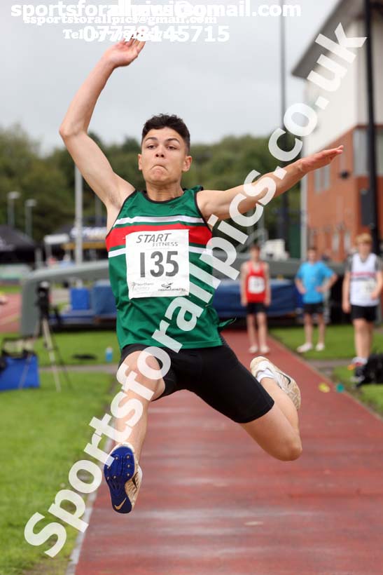 Boys under-15s long jump, Northern Under-17s/U-15s and U13s Champs, Leigh Sports Village, Leigh. Photo: David T. Hewitson/Sports for All Pics